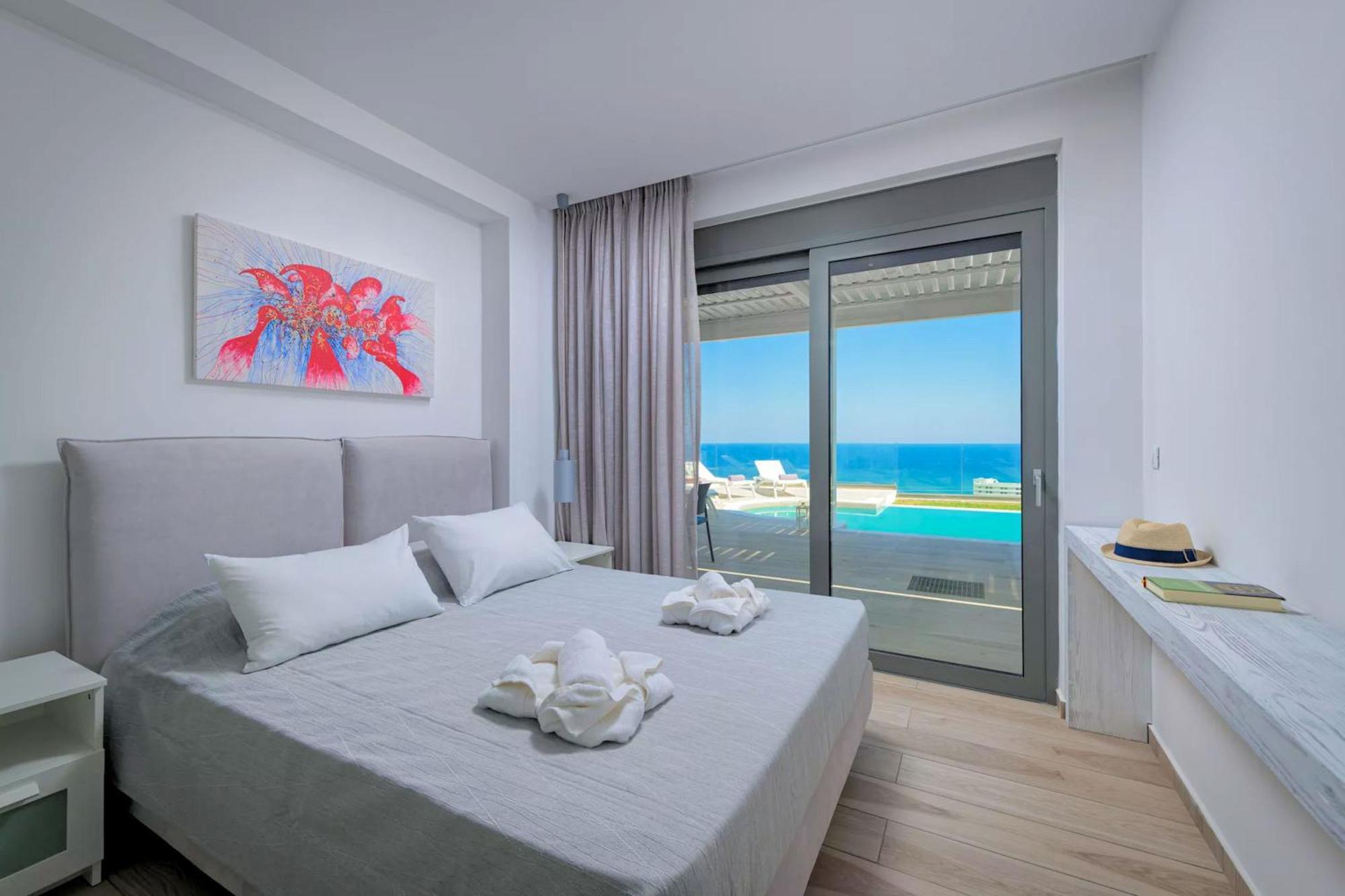Villa Executive Rhodes Akrotiri Stunning Sea Views 3 Bedrooms